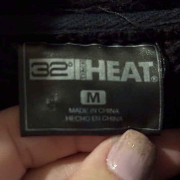 32 Heat Size Medium 40" X 26" Faux Fur Black Jacket - Picture 6 of 6